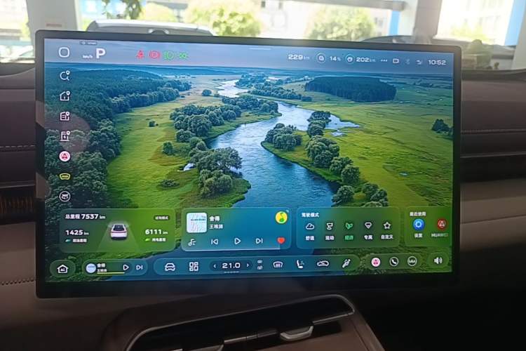 Used Deepal S07 2026 230Ultra with Huawei Qiankun ADS SE Edition Audio And AC Panel