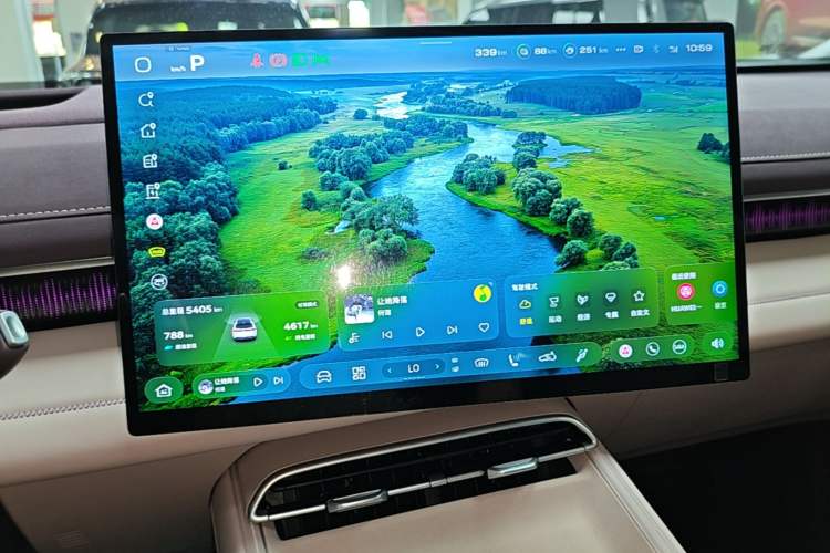 Used Deepal S07 2026 230Ultra with Huawei Qiankun ADS SE Edition Audio And AC Panel