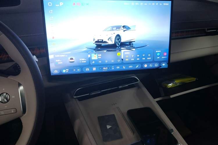 Used Deepal S07 2026 230Ultra with Huawei Qiankun ADS SE Edition Audio And AC Panel