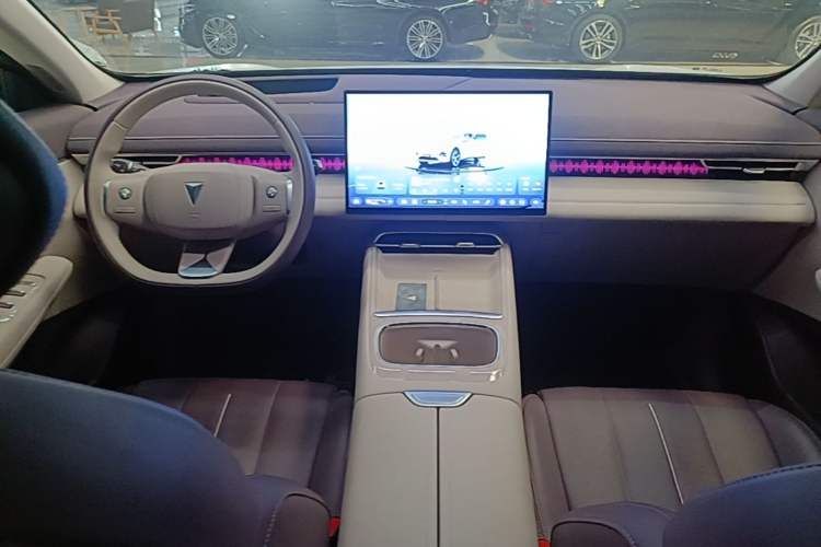 Used Deepal S07 2026 230Ultra with Huawei Qiankun ADS SE Edition Center Console