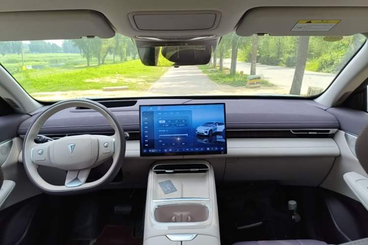 Used Deepal S07 2026 230Ultra with Huawei Qiankun ADS SE Edition Center Console