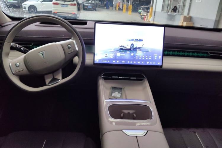 Used Deepal S07 2026 Model 630Ultra Huawei Qiankun ADS SE Edition Center Console