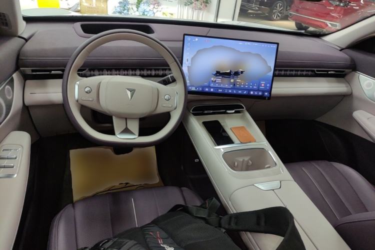 Used Deepal S07 2026 230Ultra with Huawei Qiankun ADS SE Edition Center Console