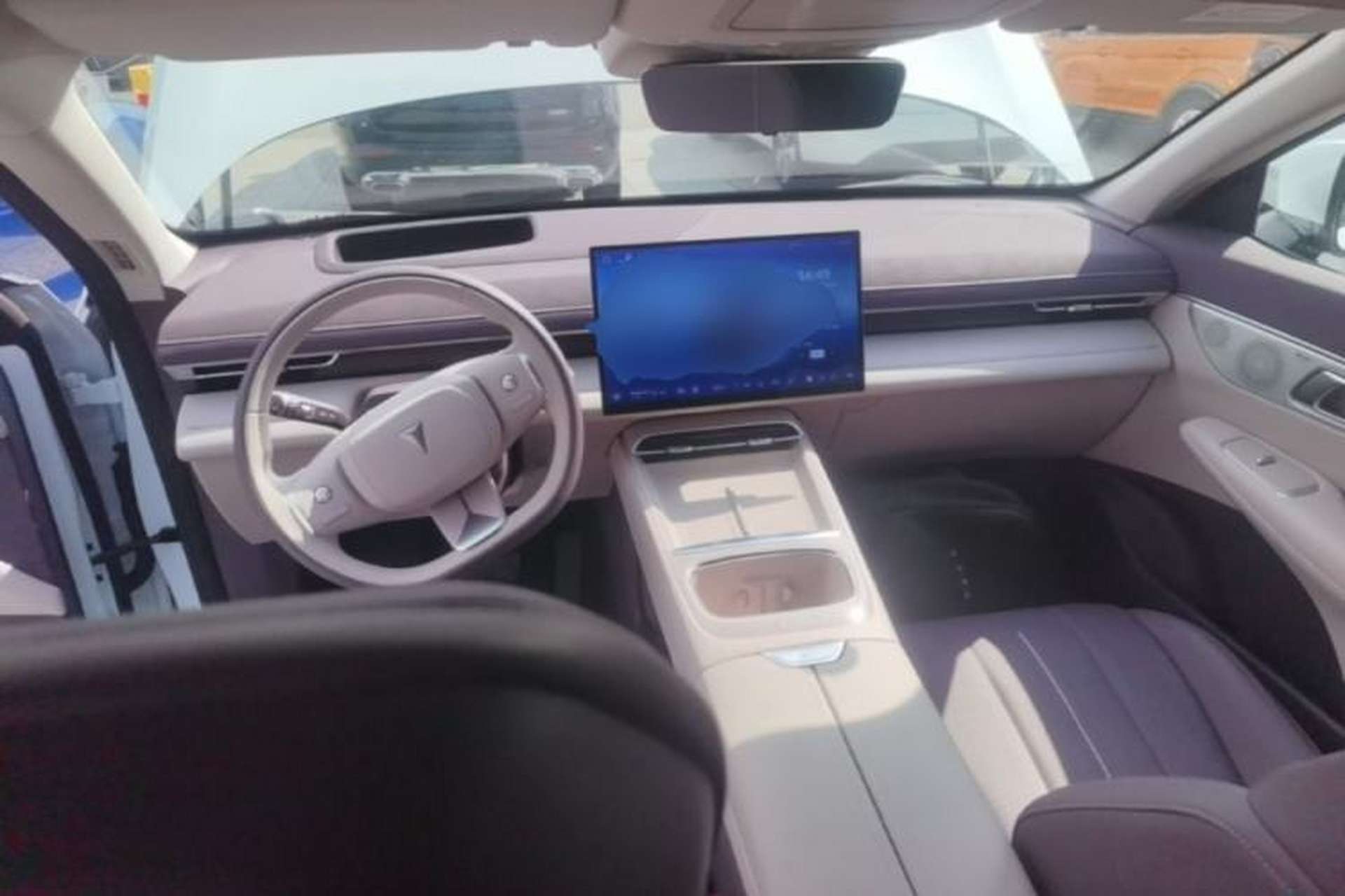 Used Deepal S07 2026 Model 550Ultra Huawei Qiankun ADS SE Edition Center Console