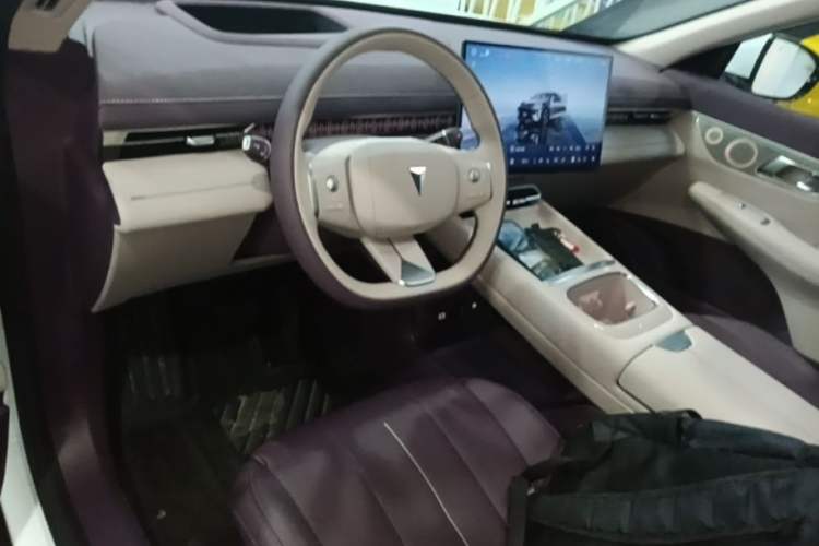Used Deepal S07 2026 230Ultra with Huawei Qiankun ADS SE Edition Center Console