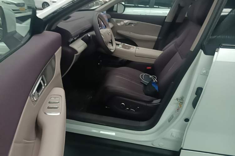Used Deepal S07 2026 230Ultra with Huawei Qiankun ADS SE Edition Driver Seat