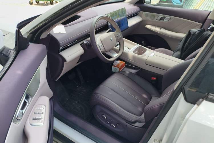 Used Deepal S07 2026 230Ultra with Huawei Qiankun ADS SE Edition Driver Seat