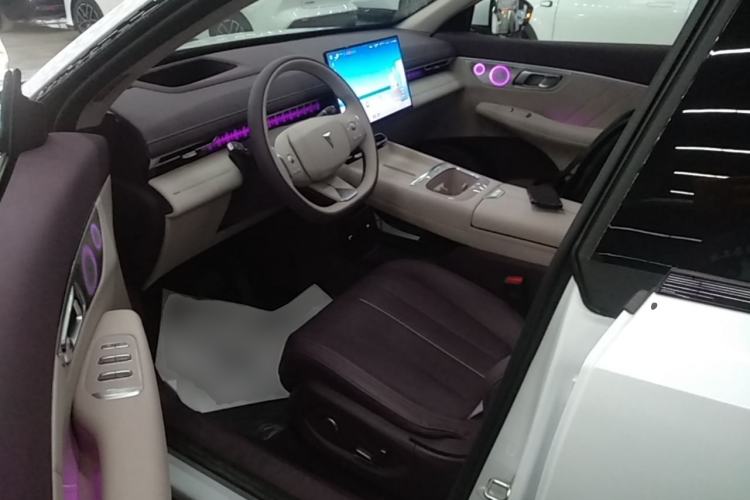 Used Deepal S07 2026 230Ultra with Huawei Qiankun ADS SE Edition Driver Seat