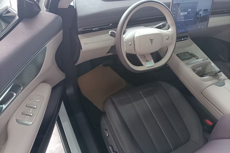 Used Deepal S07 2026 230Ultra with Huawei Qiankun ADS SE Edition Driver Seat