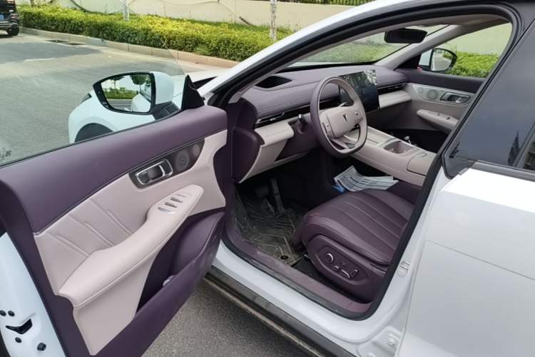 Used Deepal S07 2026 230Ultra with Huawei Qiankun ADS SE Edition Driver Seat