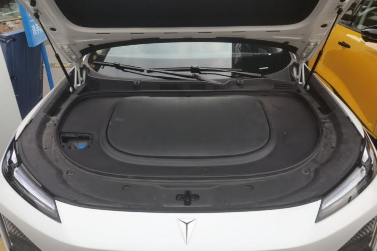 Used Deepal S07 2026 230Ultra with Huawei Qiankun ADS SE Edition Engine Bay
