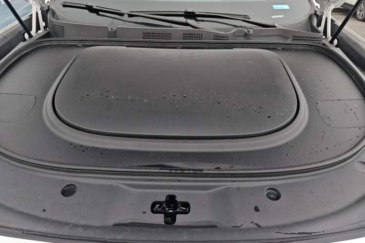 Used Deepal S07 2026 230Ultra with Huawei Qiankun ADS SE Edition Engine Bay