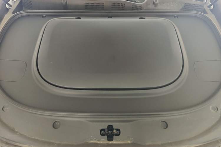 Used Deepal S07 2026 230Ultra with Huawei Qiankun ADS SE Edition Engine Bay