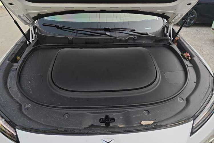 Used Deepal S07 2026 230Ultra with Huawei Qiankun ADS SE Edition Engine Bay
