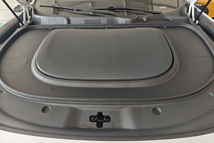 Used Deepal S07 2026 230Ultra with Huawei Qiankun ADS SE Edition Engine Bay