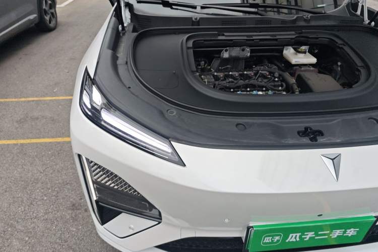 Used Deepal S07 2026 230Ultra with Huawei Qiankun ADS SE Edition Engine Bay Right