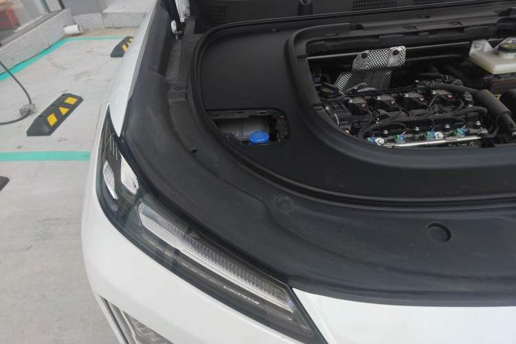 Used Deepal S07 2026 Model 230Plus Huawei Qiankun ADS SE Edition Engine Bay Right