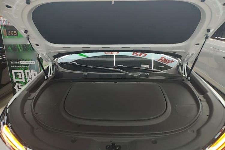 Used Deepal S07 2026 230Ultra with Huawei Qiankun ADS SE Edition Engine Bay