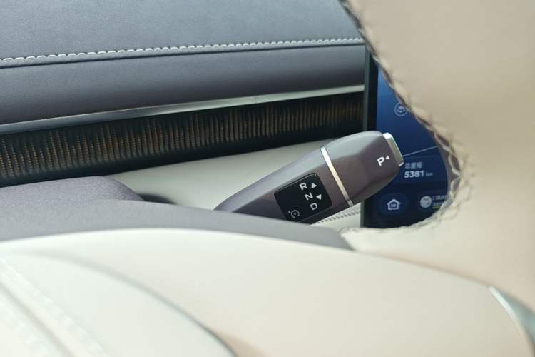 Used Deepal S07 2026 230Ultra with Huawei Qiankun ADS SE Edition Gear Lever