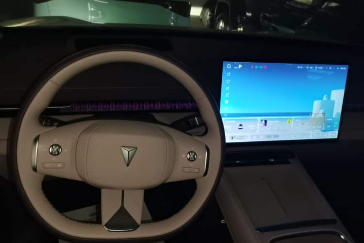 Used Deepal S07 2026 230Ultra with Huawei Qiankun ADS SE Edition Gear Lever