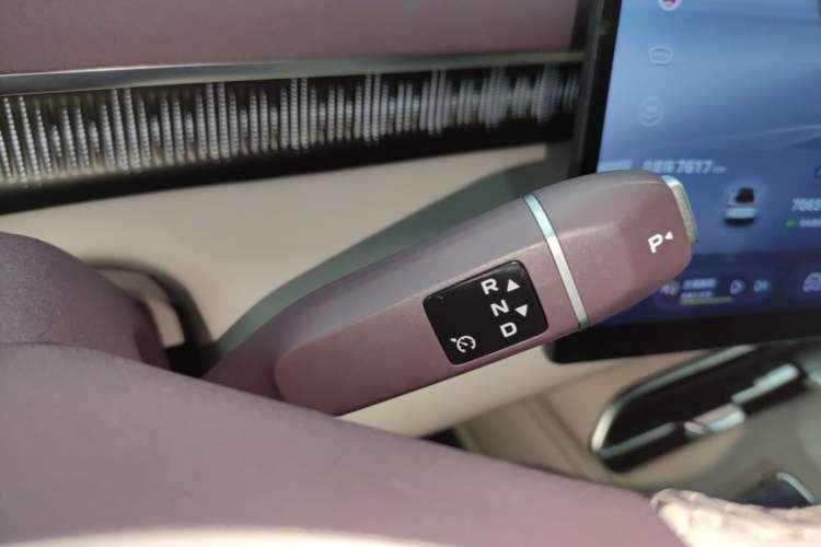 Used Deepal S07 2026 230Ultra with Huawei Qiankun ADS SE Edition Gear Lever