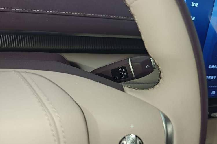 Used Deepal S07 2026 230Ultra with Huawei Qiankun ADS SE Edition Gear Lever