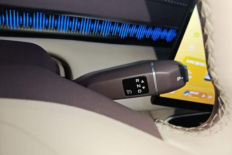 Used Deepal S07 2026 230Ultra with Huawei Qiankun ADS SE Edition Gear Lever
