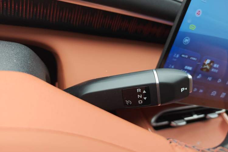 Used Deepal S07 2026 230Ultra with Huawei Qiankun ADS SE Edition Gear Lever