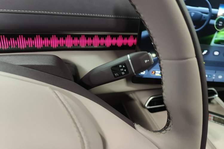 Used Deepal S07 2026 230Ultra with Huawei Qiankun ADS SE Edition Gear Lever