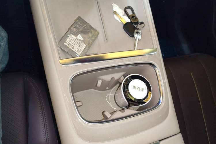Used Deepal S07 2026 Model 300Ultra Huawei Qiankun ADS SE Edition Gear Lever
