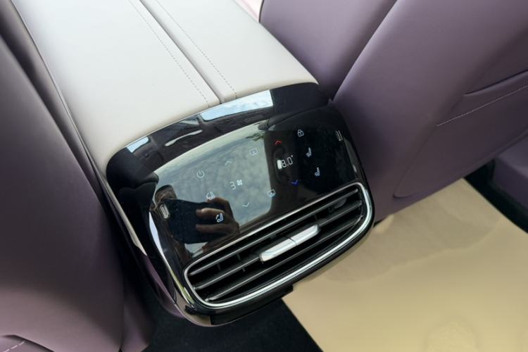 Used Deepal S07 2026 230Ultra with Huawei Qiankun ADS SE Edition Interior 6