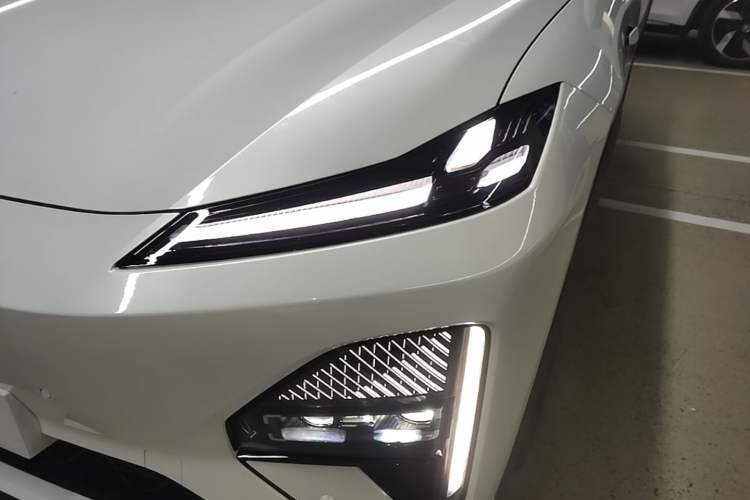 Used Deepal S07 2026 230Ultra with Huawei Qiankun ADS SE Edition Left Front Headlight