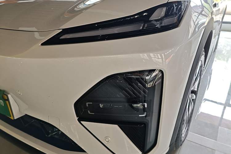 Used Deepal S07 2026 230Ultra with Huawei Qiankun ADS SE Edition Left Front Headlight