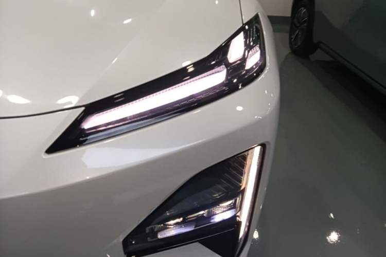 Used Deepal S07 2026 230Ultra with Huawei Qiankun ADS SE Edition Left Front Headlight