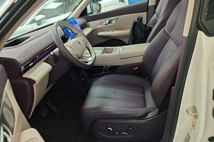 Used Deepal S07 2026 230Ultra with Huawei Qiankun ADS SE Edition Left Front Seat