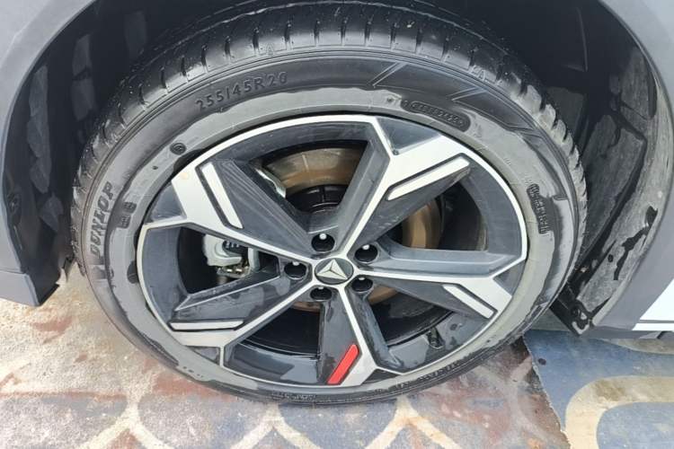 Used Deepal S07 2026 230Ultra with Huawei Qiankun ADS SE Edition Left Front Wheel Hub
