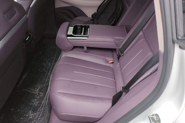 Used Deepal S07 2026 230Ultra with Huawei Qiankun ADS SE Edition Left Rear Seat
