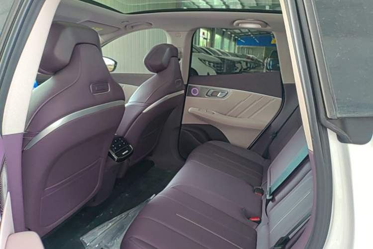 Used Deepal S07 2026 230Ultra with Huawei Qiankun ADS SE Edition Left Rear Seat