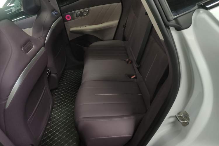 Used Deepal S07 2026 230Ultra with Huawei Qiankun ADS SE Edition Left Rear Seat