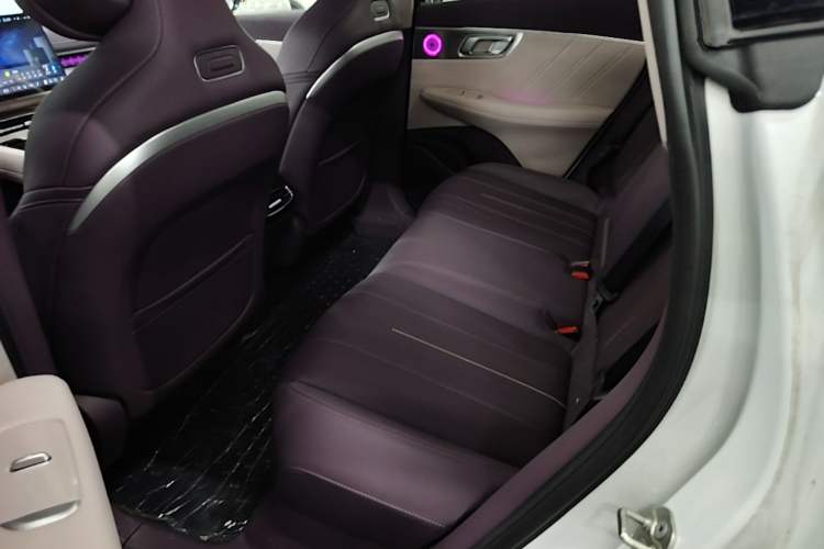 Used Deepal S07 2026 230Ultra with Huawei Qiankun ADS SE Edition Left Rear Seat