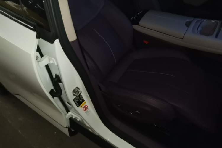 Used Deepal S07 2026 230Ultra with Huawei Qiankun ADS SE Edition Right Front Seat