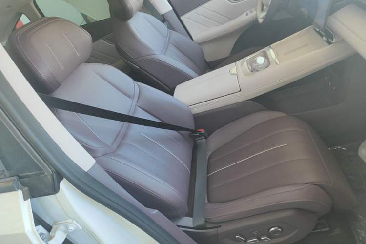 Used Deepal S07 2026 300 Ultra Huawei Qiankun Laser Edition Right Front Seat