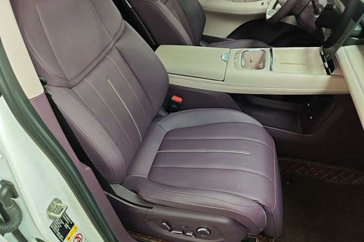 Used Deepal S07 2026 230Ultra with Huawei Qiankun ADS SE Edition Right Front Seat