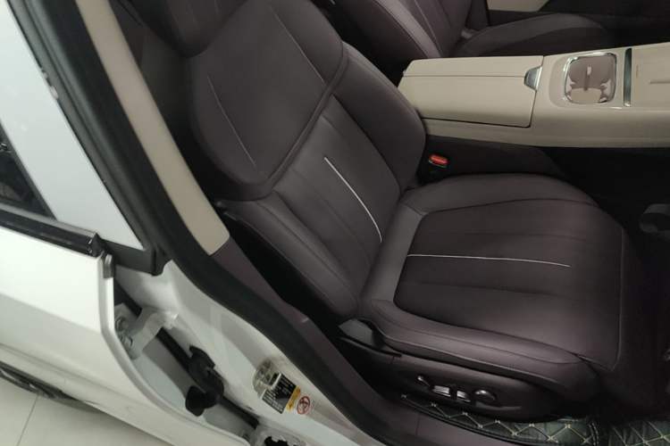 Used Deepal S07 2026 230Ultra with Huawei Qiankun ADS SE Edition Right Front Seat