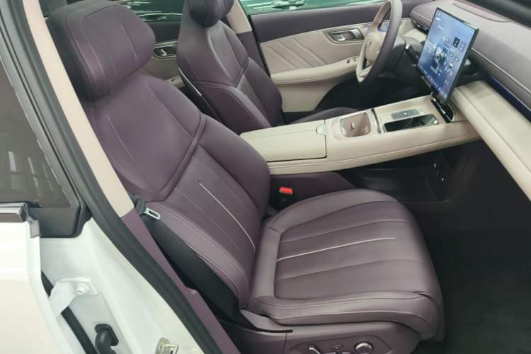 Used Deepal S07 2026 230Ultra with Huawei Qiankun ADS SE Edition Right Front Seat