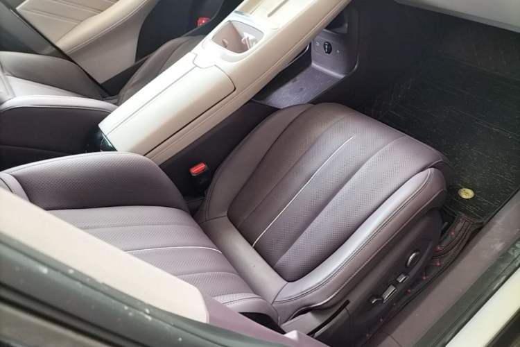 Used Deepal S07 2026 Model 230Max Huawei Qiankun ADS SE Edition Right Front Seat