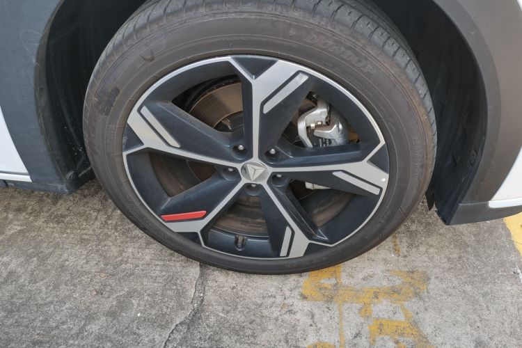 Used Deepal S07 2026 230Ultra with Huawei Qiankun ADS SE Edition Right Front Wheel Hub