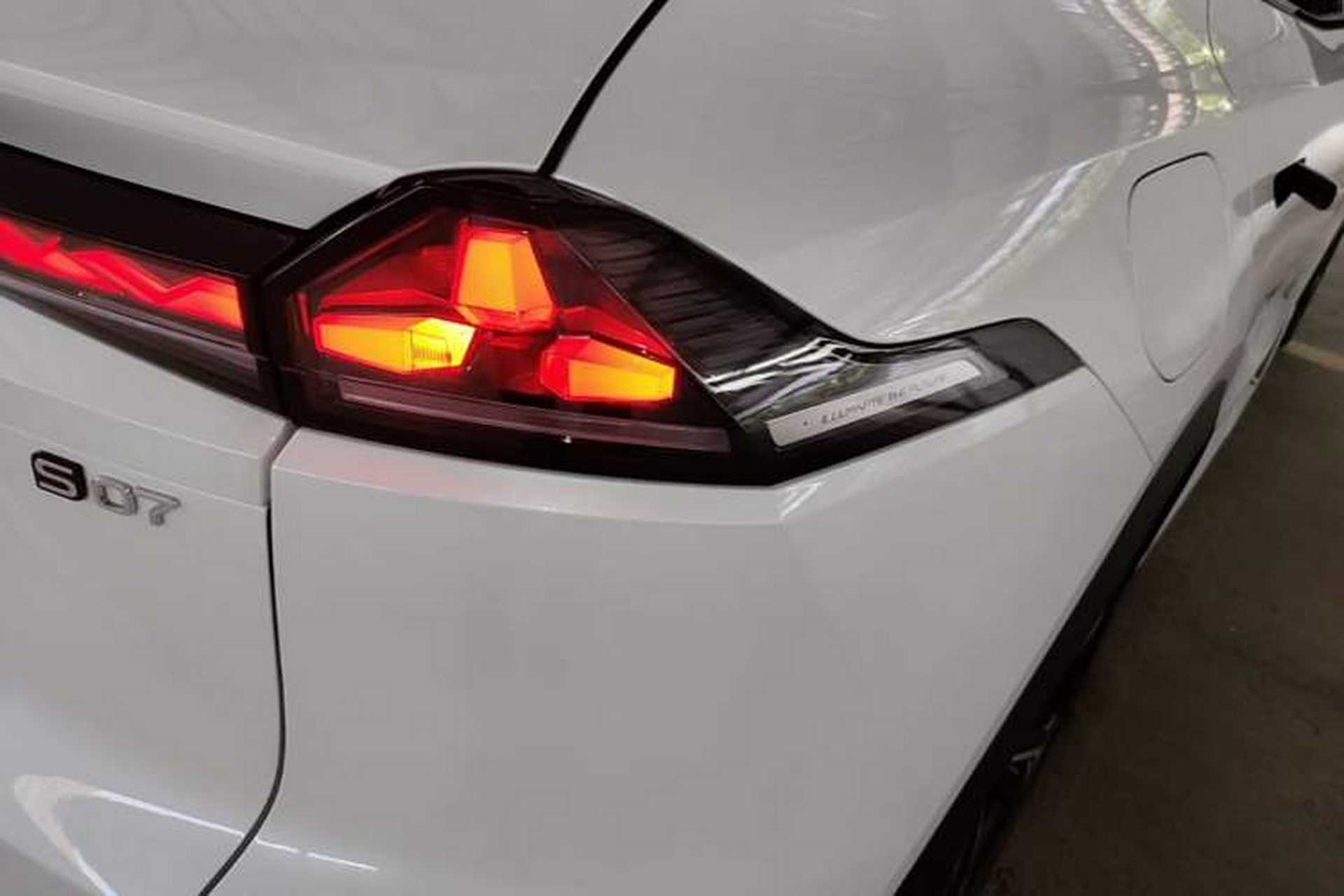 Used Deepal S07 2026 230Ultra with Huawei Qiankun ADS SE Edition Right Rear Taillight
