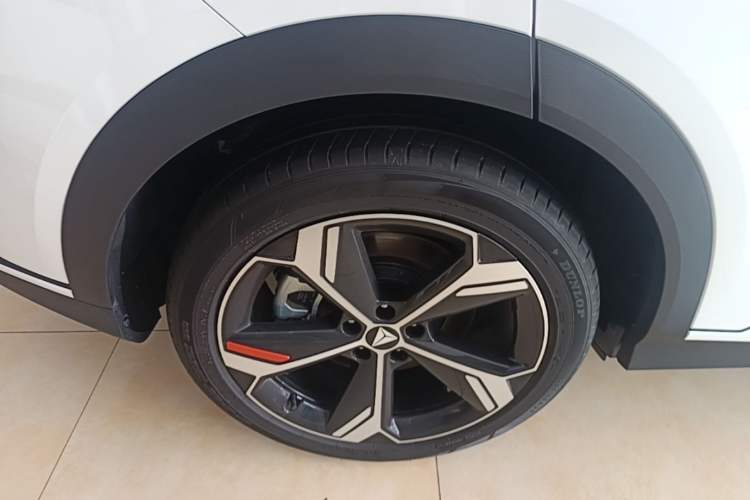Used Deepal S07 2026 230Ultra with Huawei Qiankun ADS SE Edition Right Rear Wheel Hub