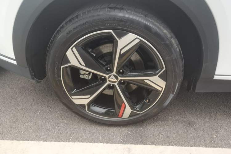 Used Deepal S07 2026 230Ultra with Huawei Qiankun ADS SE Edition Right Rear Wheel Hub